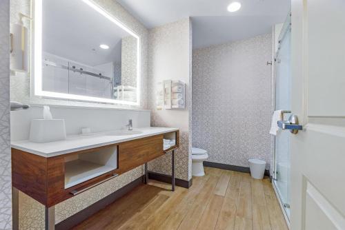 Hampton Inn & Suites New Braunfels - image 36
