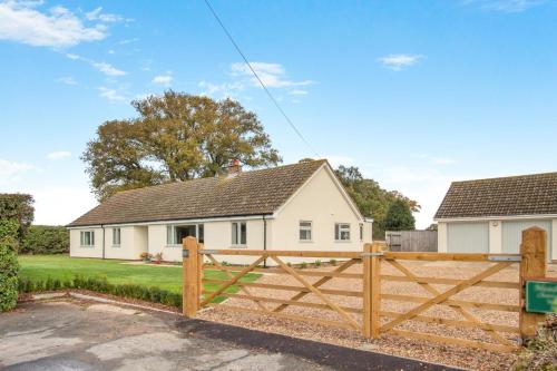 設施, 5 Bed in Washbrook oc-m33105 in 科普多可