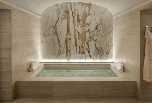 Spa, Hotel d'Inghilterra Roma - Starhotels Collezione in Spagna