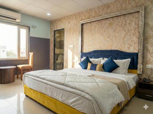 Collection O Hotel Mars Inn – Lucknow, 