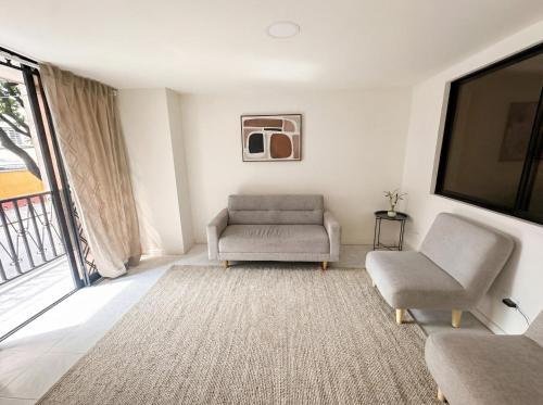 Apt 201 - San Fernando