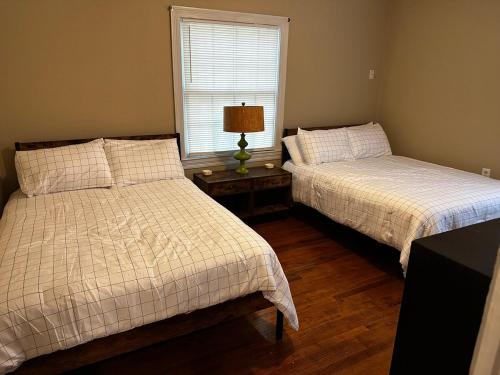 Canton Crew Quarters in Canton (MS)