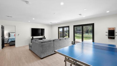 Knotty Pines by AvantStay Lake Views Renovated in Lake Norman of Catawba, USA