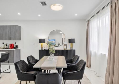 Avi Lux Stay Room Type - Two-Bedroom House