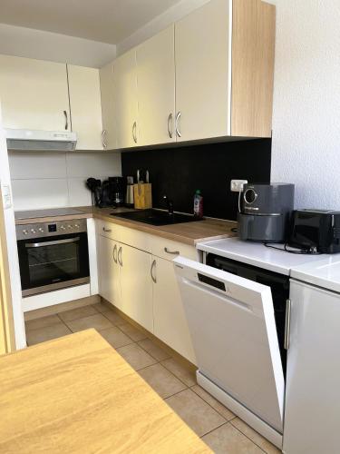 Konyha, 3 Zimmer Ferienwohnung up`n Dörp (3 Zimmer Ferienwohnung up`n Dorp) in Schwissel