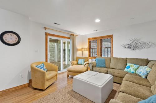 Ocean Jewel in โคโรลลา (NC)