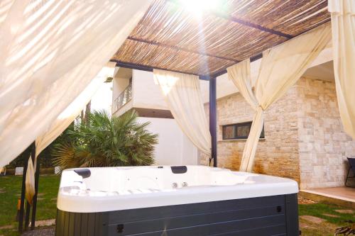 SanPietro Vacation Rentals in Плазай-Сан-Пиетро