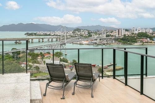 The Bridge by Viva - Predio com piscina no terraco e academia em Floripa in Florianopolis