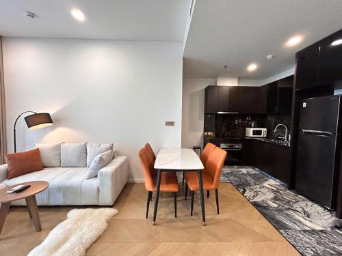Clasio - Lumiere Riverside - image 4