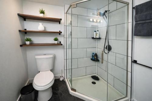 Cozy Corner Charming 1BR with WiFi in Skokie, USA