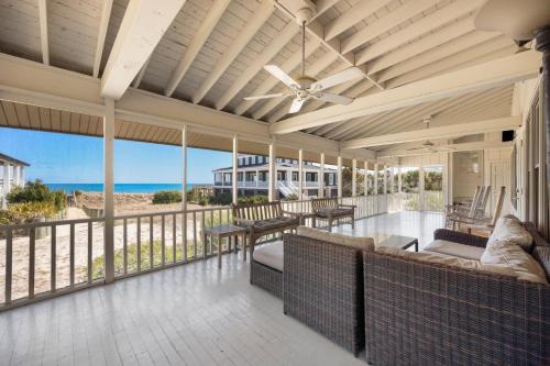 Safari Sands home in Debidue Island (SC)