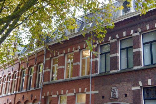 De Kardinaal, Tilburg