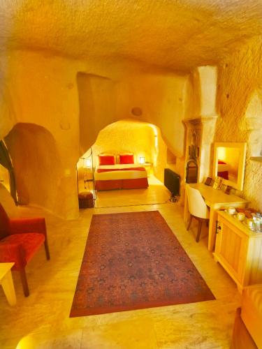 room detail thumbnail 1