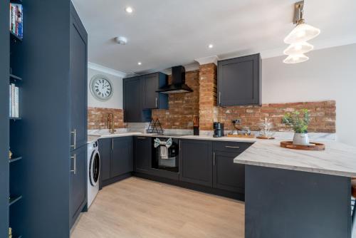 2 Bed Flat in Woking Central in Woking