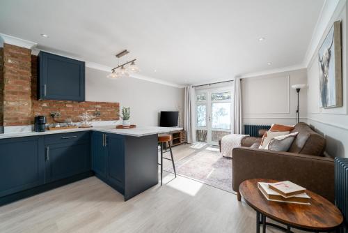 2 Bed Flat in Woking Central in Woking