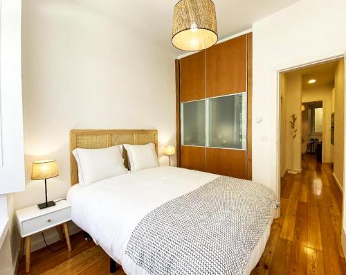 Cozy Belem Apartament with terrace, Lisbon (photo 8)