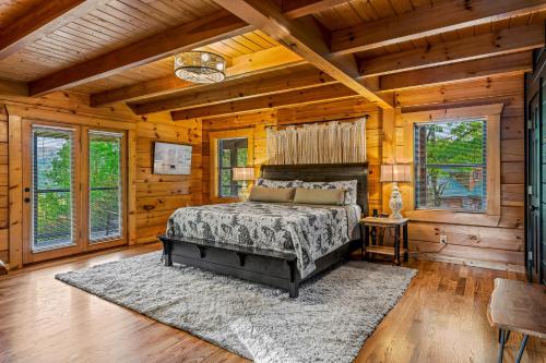 The Treehouse Sleep 12 Hot Tub Firepit Game Room in Wears Valley (TN)