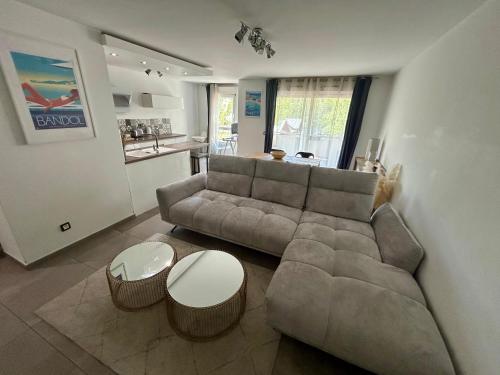 Modern City Center apartment with parking!