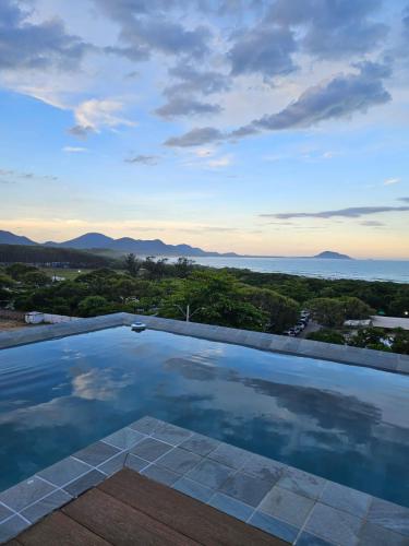 Studio Florianópolis Barra da Lagoa, one block from the sea – khách sạn tại Barra da Lagoa Beach