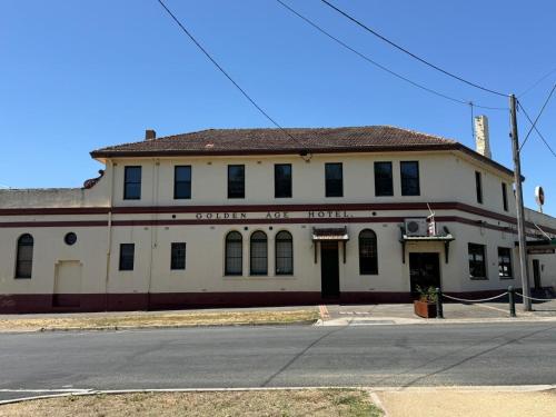 Golden Age Hotel
