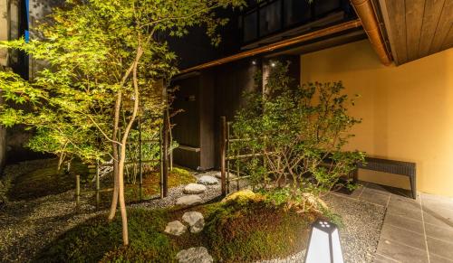 Guesthouse-Hana・Lucky Villa - image 5