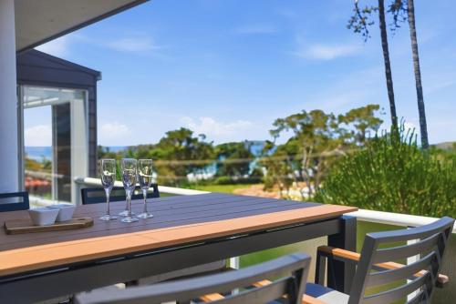 Diamond View - Relaxed Ocean Views, Pet Friendly in Sandy Beach