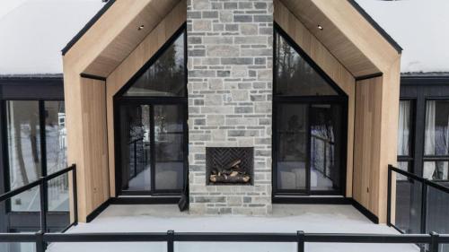 L'Evasion Mauricie - Private Spa - Sleeps 16 in 大派爾斯(QC)