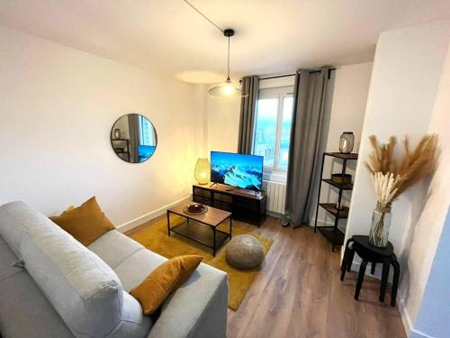 Charmant T2 à Reims, parfait pour couples ou professionnels - FR-1-870-18