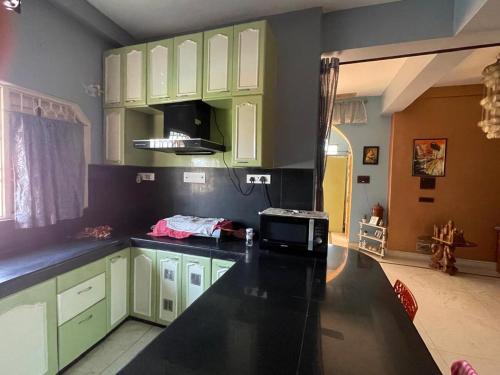 Entire 2BHK AC, Walk to Palace in Cooch Behar