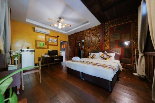 room detail thumbnail 0