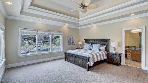 Island Point by AvantStay Sleeps 18 Dock in Lake Norman of Catawba, USA