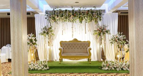 Banquet hall, Ramadia Ran Mal Holiday Resort in Bolgoda Lake