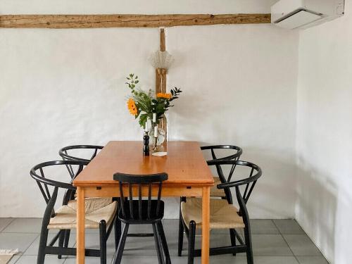 Exterior view, Charming House In Osterlen With Lush Garden in Garsnas