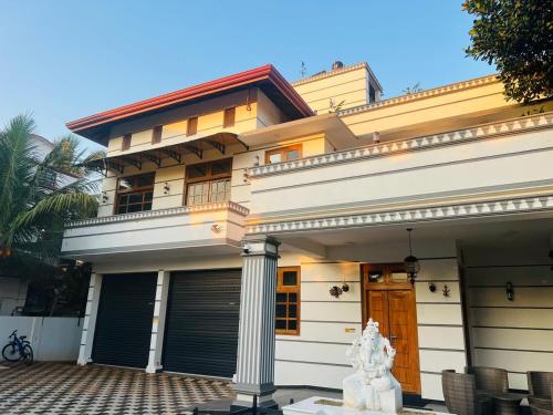 Alps Villa – khách sạn tại Kantharmadam