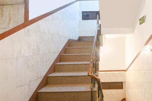 FabHotel Vardhmaan Inn – Delhi, NY