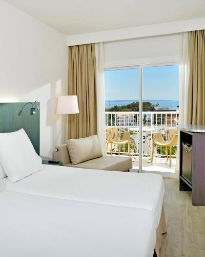 room detail thumbnail 0