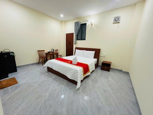 Khách sạn Quỳnh Như (Khach san Quynh Nhu) in Distretto 11