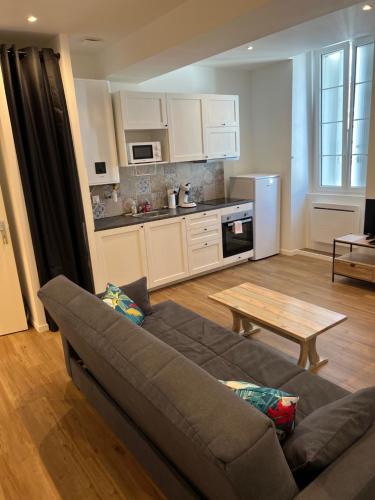 Locations de Vacances et Cures à Saujon 1er Étage Droite - Location saisonnière - Saujon