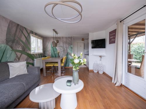 Ermrest Cottage in Erm