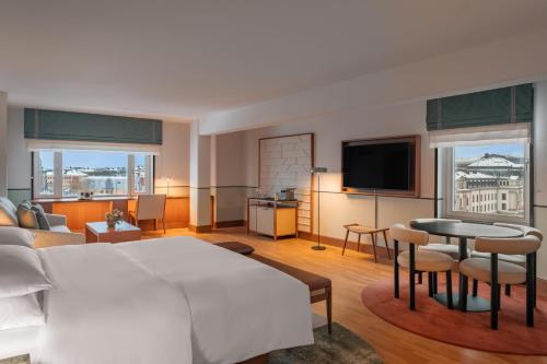 Sheraton Stockholm Hotel - image 32