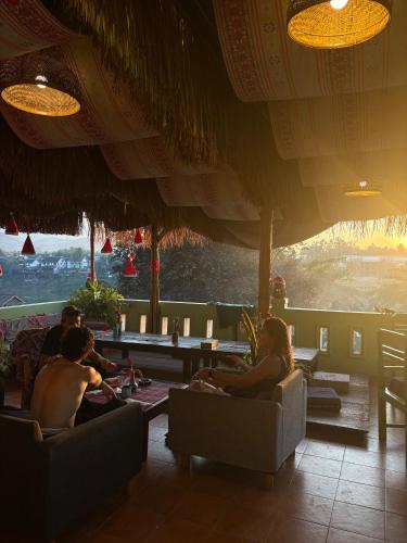 Balcony/terrace, Casa Verde - Hostel in Nam Khan River