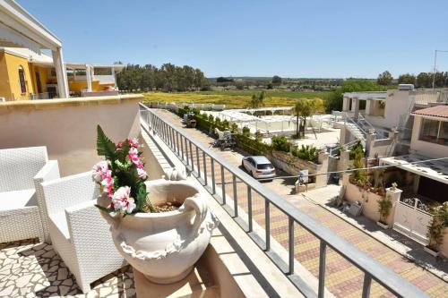 Skats, Toto Residence in Torre Lapillo
