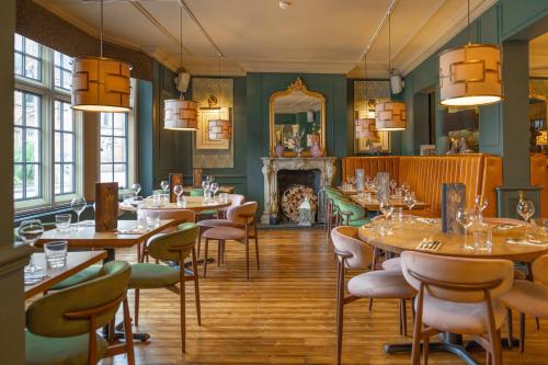 The Wheatsheaf Hotel, Sandbach in Sandbach