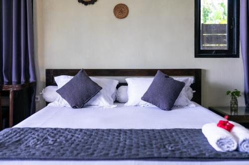 225 négyzetméteres, 3 hálószobás Ház 3 fürdőszobával Busung Indah területén (Island Time Beach House Simeulue ) in Busung Indah