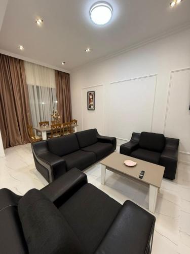 Garden house for rent in Goradil