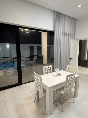 Garden house for rent in Goradil