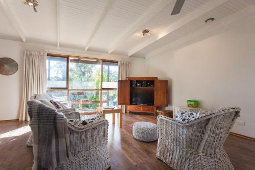 all seasons rosebud, for families and business – khách sạn tại Arthurs Seat / Main Ridge