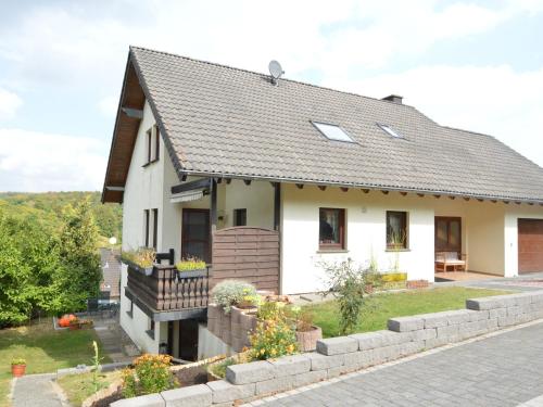 Lovely holiday home in xheim Niederehe with garden