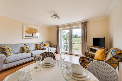 Iekārtas, 3 Bed in Wangford oc-75sare in Uggeshall