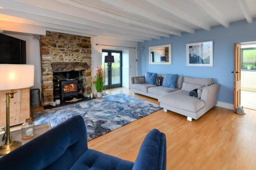 Iekārtas, 4 Bed in Llanbedrog oc-1frond in Llanbedrog